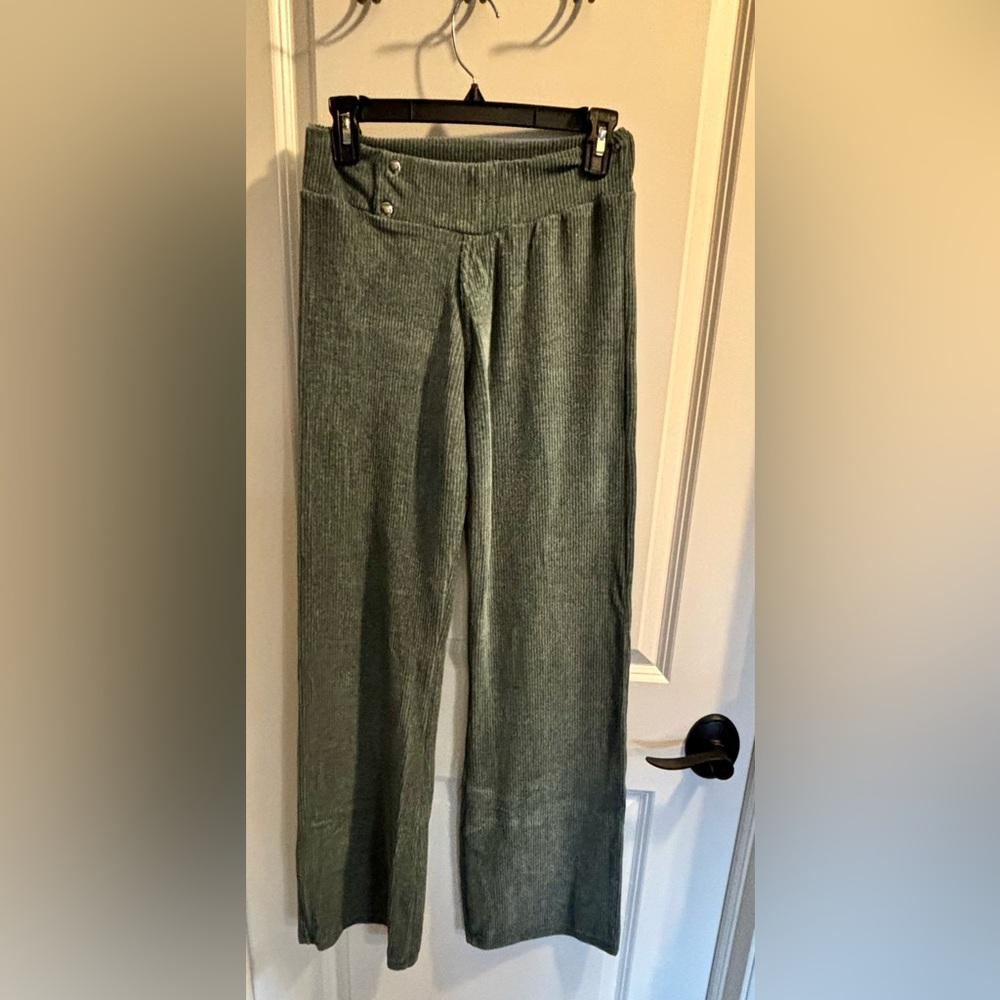 Stylish Green corduroy Pants